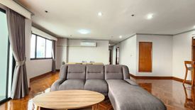 3 Bedroom Condo for rent in Phra Khanong Nuea, Bangkok