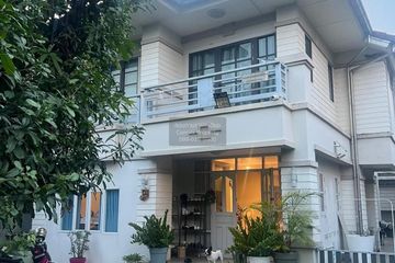 4 Bedroom House for sale in Tha Raeng, Bangkok