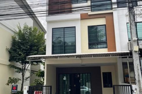 3 Bedroom Townhouse for sale in SIXNATURE VIBHAVADI 60, Talat Bang Khen, Bangkok near BTS Bang Bua