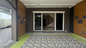 4 Bedroom Townhouse for sale in Bang Mueang, Samut Prakan