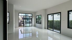 4 Bedroom House for sale in Grand Britania Rama 9 - Krungthep Kreetha, Khlong Song Ton Nun, Bangkok