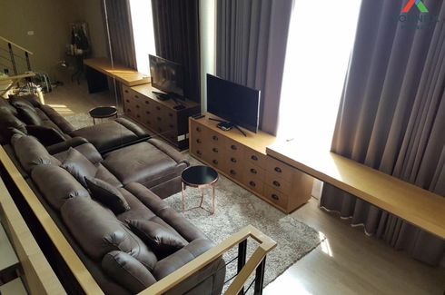 3 Bedroom Townhouse for sale in Arden Pattanakarn, Suan Luang, Bangkok near BTS On Nut