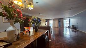 3 Bedroom Condo for sale in Baan Prompong, Khlong Tan Nuea, Bangkok