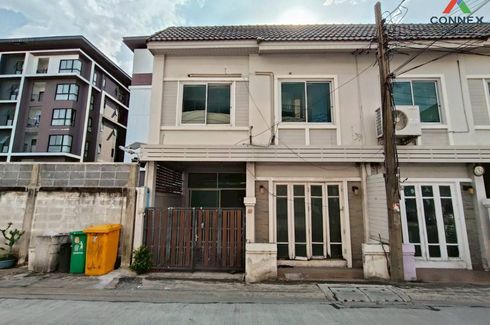 4 Bedroom Townhouse for sale in Phlapphla, Bangkok near MRT Lat Phrao 83