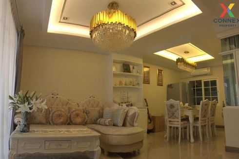 4 Bedroom Townhouse for sale in Khlong Kum, Bangkok