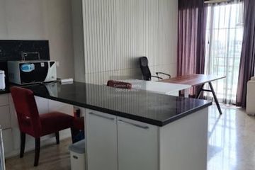 1 Bedroom Condo for sale in Nusasiri Grand, Phra Khanong, Bangkok near BTS Ekkamai