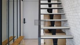 2 Bedroom Condo for rent in The Lofts Silom, Silom, Bangkok near BTS Surasak