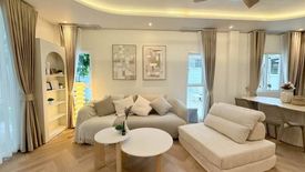 3 Bedroom House for rent in Chan Kasem, Bangkok near BTS Sena Nikhom