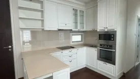 2 Bedroom Condo for rent in Khlong Tan Nuea, Bangkok