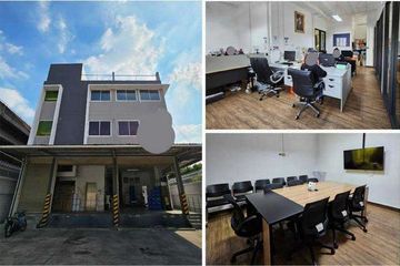 1 Bedroom Office for Sale or Rent in Phra Khanong Nuea, Bangkok