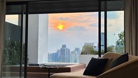 2 Bedroom Condo for sale in Crystal Garden, Khlong Toei, Bangkok near BTS Nana