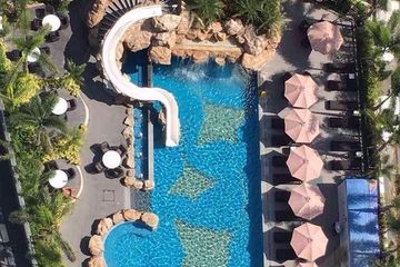 2 Bedroom Condo for sale in Nong Prue, Chonburi