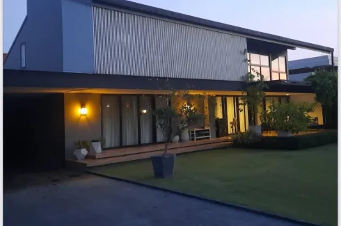 4 Bedroom House for rent in Prawet, Bangkok