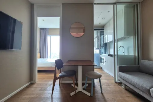 1 Bedroom Condo for rent in The Saint Residences, Chom Phon, Bangkok near MRT Phahon Yothin