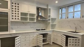 3 Bedroom Townhouse for rent in Chong Nonsi, Bangkok