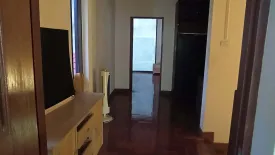 4 Bedroom House for sale in Bang Khun Si, Bangkok near MRT Suwinthawong