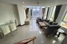 Condo for rent in P.W.T. Mansion, Khlong Toei, Bangkok near MRT Queen Sirikit National Convention Centre