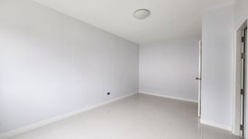 3 Bedroom Townhouse for rent in Tha Raeng, Bangkok