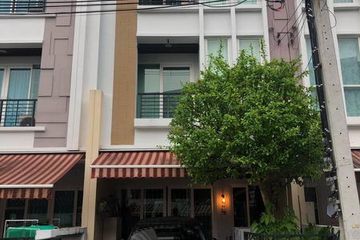 3 Bedroom Townhouse for sale in Wang Thonglang, Bangkok