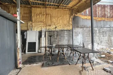 Commercial for rent in Khlong Toei, Bangkok near BTS Asoke