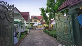 6 Bedroom House for sale in Manthana Village, Chim Phli, Bangkok near MRT Taling Chan Station