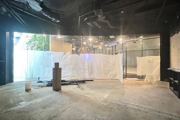 Commercial for rent in Phra Khanong, Bangkok near BTS Thong Lo