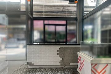 Commercial for rent in Bang Chak, Bangkok near BTS Punnawithi