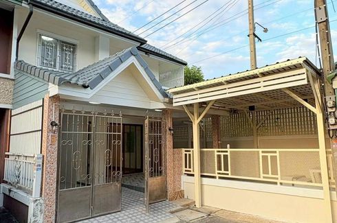 3 Bedroom Townhouse for sale in Baan Pruksa 30/1, Bang Khu Rat, Nonthaburi