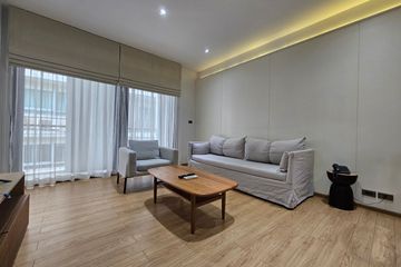 2 Bedroom Condo for rent in Khlong Tan Nuea, Bangkok