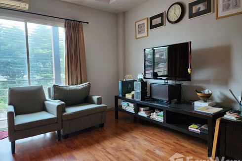 3 Bedroom Townhouse for sale in Chong Nonsi, Bangkok