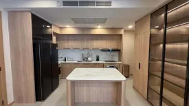 2 Bedroom Condo for sale in Chatrium Residence Riverside, Wat Phraya Krai, Bangkok near BTS Saphan Taksin