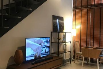 1 Bedroom Condo for rent in The Lofts Ekkamai, Phra Khanong Nuea, Bangkok near BTS Ekkamai