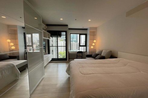 Condo for rent in Life One Wireless, Lumpini, Bangkok near BTS Ploen Chit