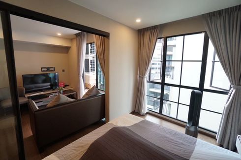 1 Bedroom Condo for sale in Na Vara Residence, Lumpini, Bangkok near BTS Chit Lom