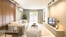 4 Bedroom House for sale in Baan Kwanwieng, San Phak Wan, Chiang Mai