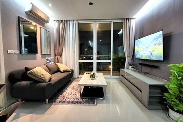 2 Bedroom Condo for rent in Huai Khwang, Bangkok