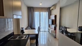 1 Bedroom Condo for sale in Huai Khwang, Bangkok near MRT Huai Khwang
