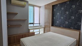 1 Bedroom Condo for sale in Huai Khwang, Bangkok near MRT Huai Khwang