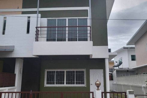 3 Bedroom Townhouse for rent in Sam Kong Park, Ratsada, Phuket
