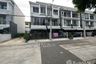 3 Bedroom Townhouse for sale in Baan Klang Muang Ratchada-Wongsawang, Suan Yai, Nonthaburi near MRT Wong Sawang