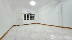 3 Bedroom Townhouse for sale in Thung Song Hong, Bangkok near MRT Government Complex