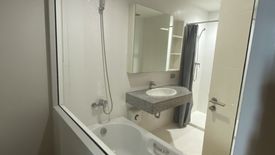 1 Bedroom Condo for rent in Rimtara Residence, Bang Khlo, Bangkok near BTS Saphan Taksin