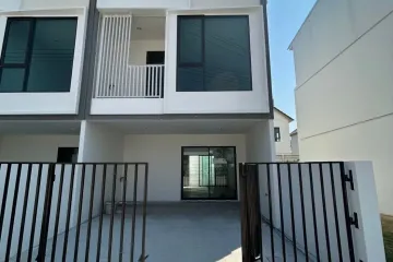 3 Bedroom Townhouse for rent in Vibes Bangna, Bang Kaeo, Samut Prakan