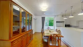 2 Bedroom Apartment for rent in Aramvej Apartment, Khlong Tan Nuea, Bangkok near BTS Phrom Phong