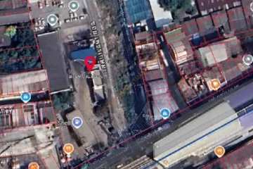 Land for sale in Khlong Toei, Bangkok near BTS Asoke