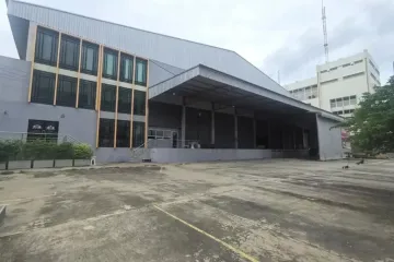 Warehouse / Factory for rent in Khlong Toei, Bangkok near BTS Asoke