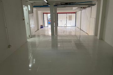 Commercial for rent in Phra Khanong, Bangkok near BTS Phra Khanong