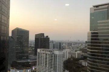 Condo for sale in Si Phraya, Bangkok near MRT Sam Yan