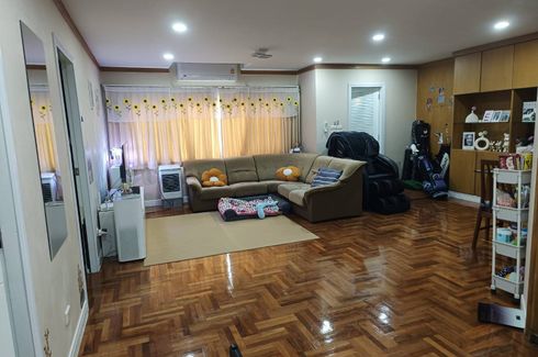 2 Bedroom Condo for rent in 49 Suite, Khlong Tan Nuea, Bangkok near BTS Thong Lo