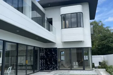 4 Bedroom House for rent in Si Sunthon, Phuket